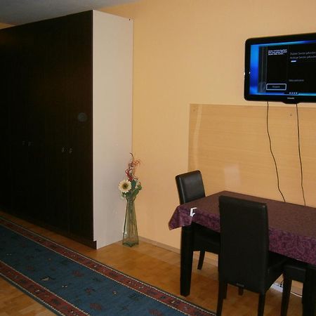 Ferienwohnung "Isidora" Villach Exterior photo